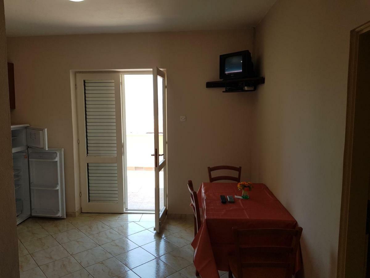 Apartmani Rosa Зубовичі Екстер'єр фото